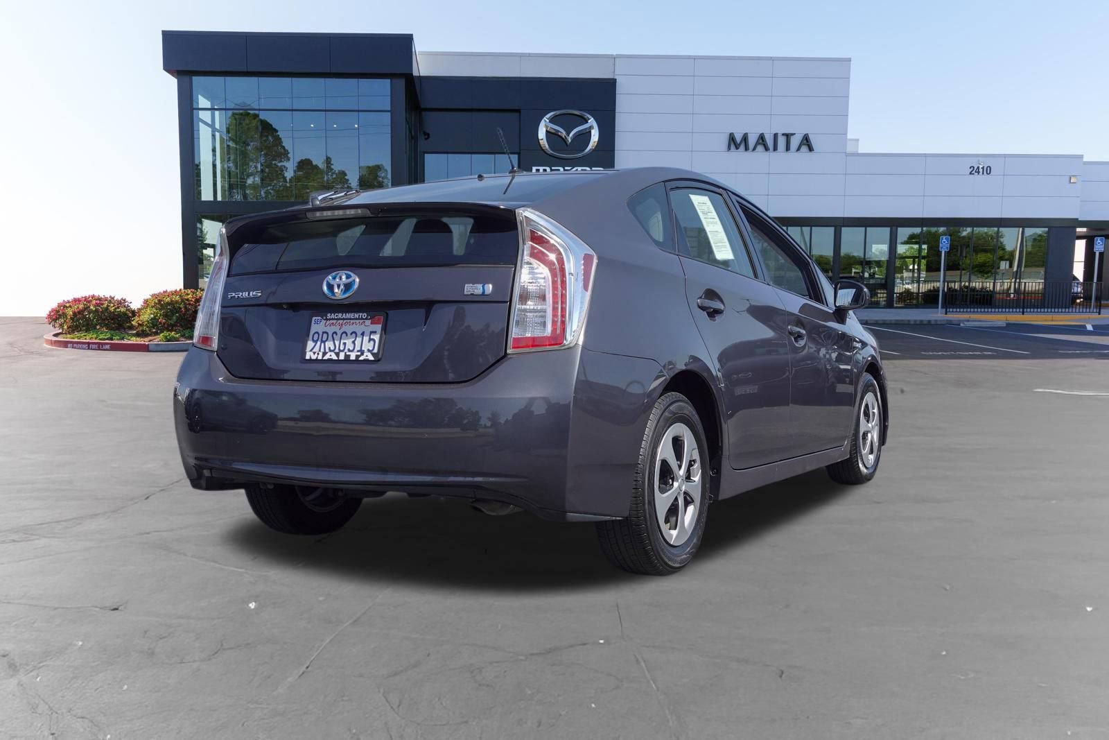 Used 2015 Toyota Prius Two FWD image 3