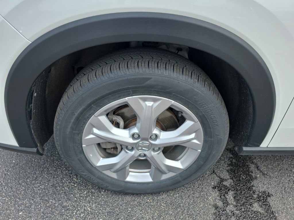 Used 2024 Honda HR-V LX image 9