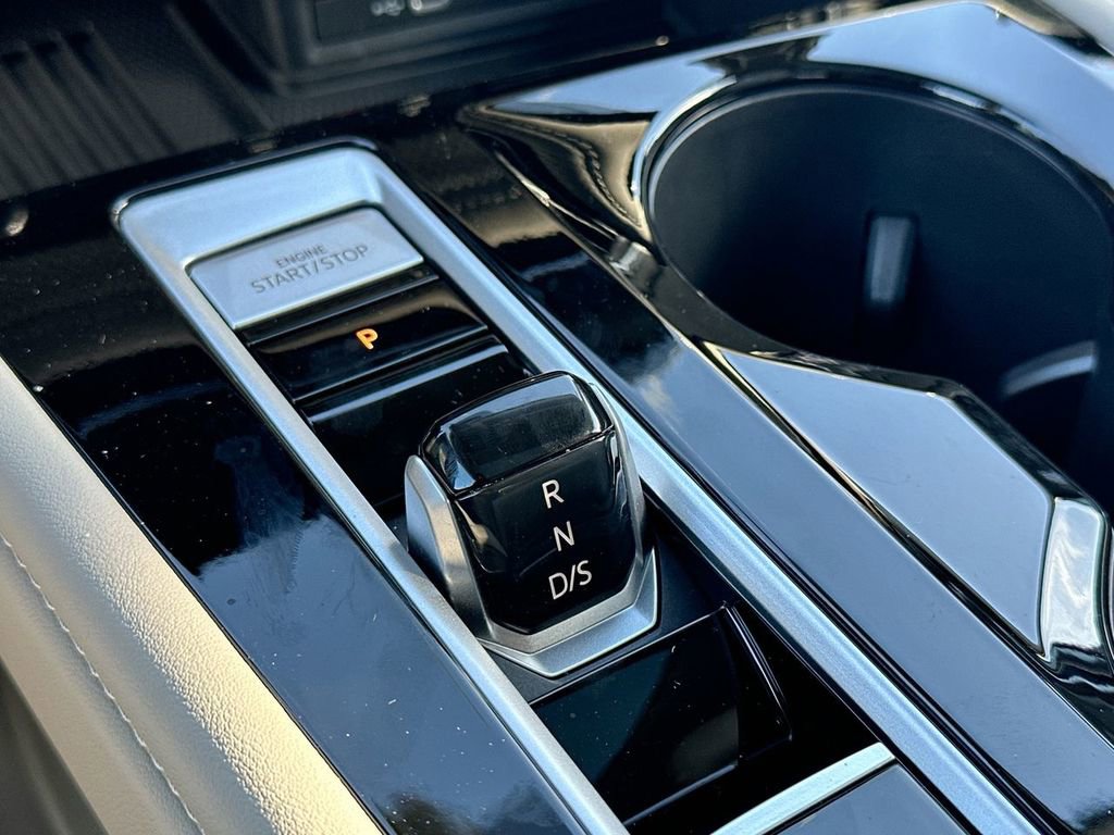 New 2025 Volkswagen Atlas SE image 66