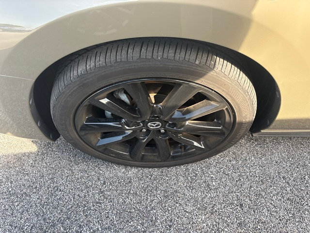 Used 2024 MAZDA MAZDA3 s AWD/4WD image 16