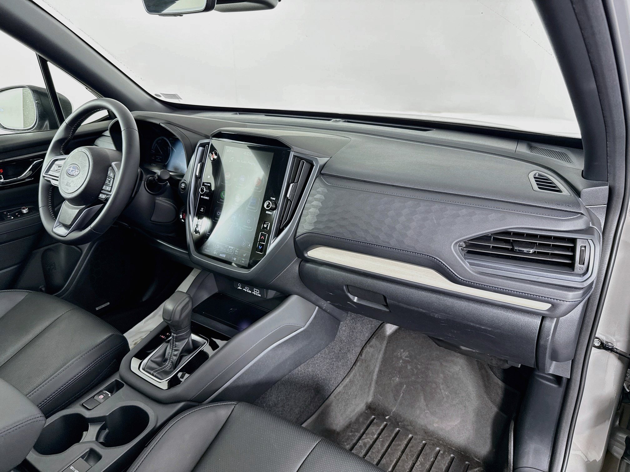 Used 2025 Subaru Forester Limited AWD/4WD image 29