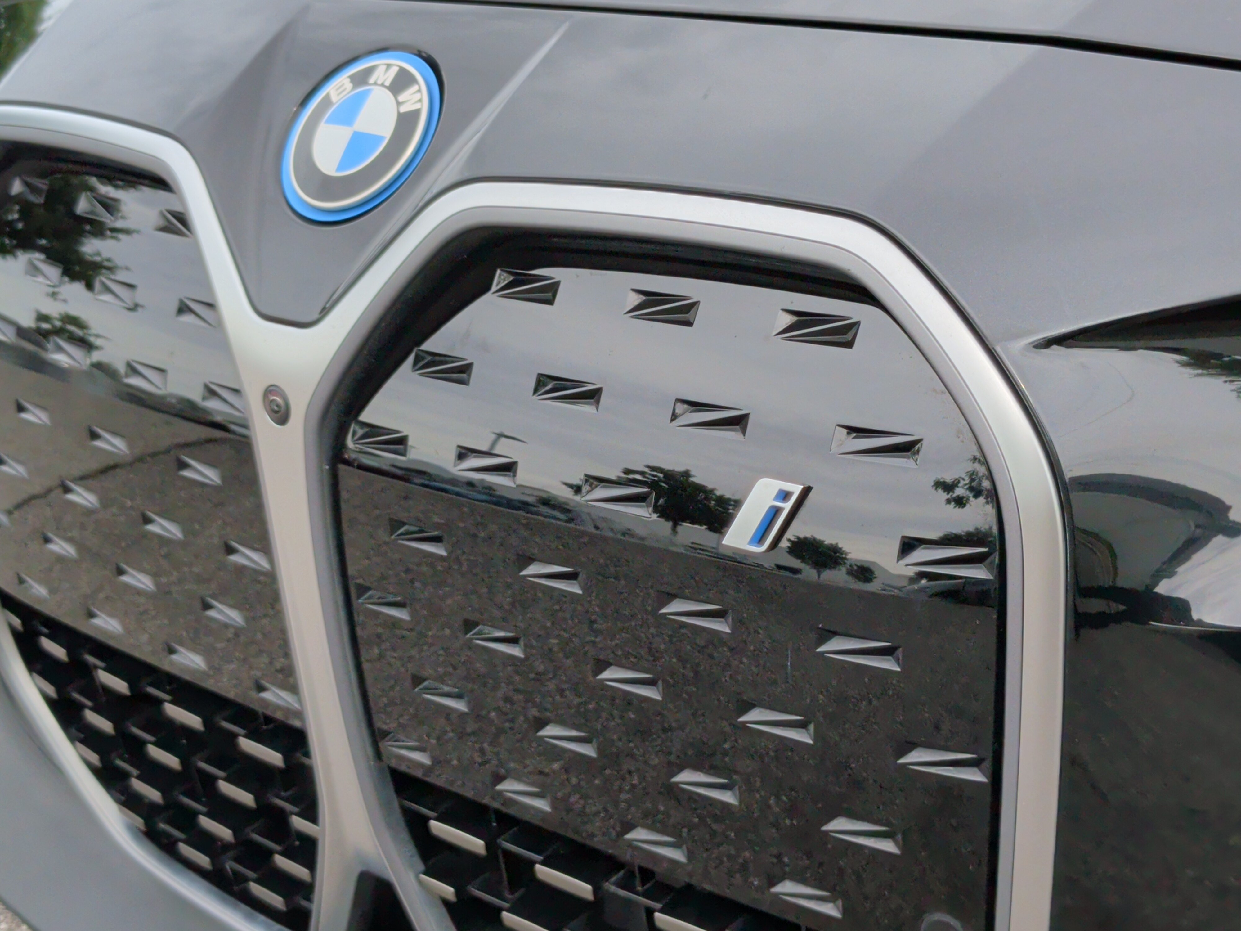 Certified 2023 BMW i4 eDrive35 w/ Premium Package RWD image 13