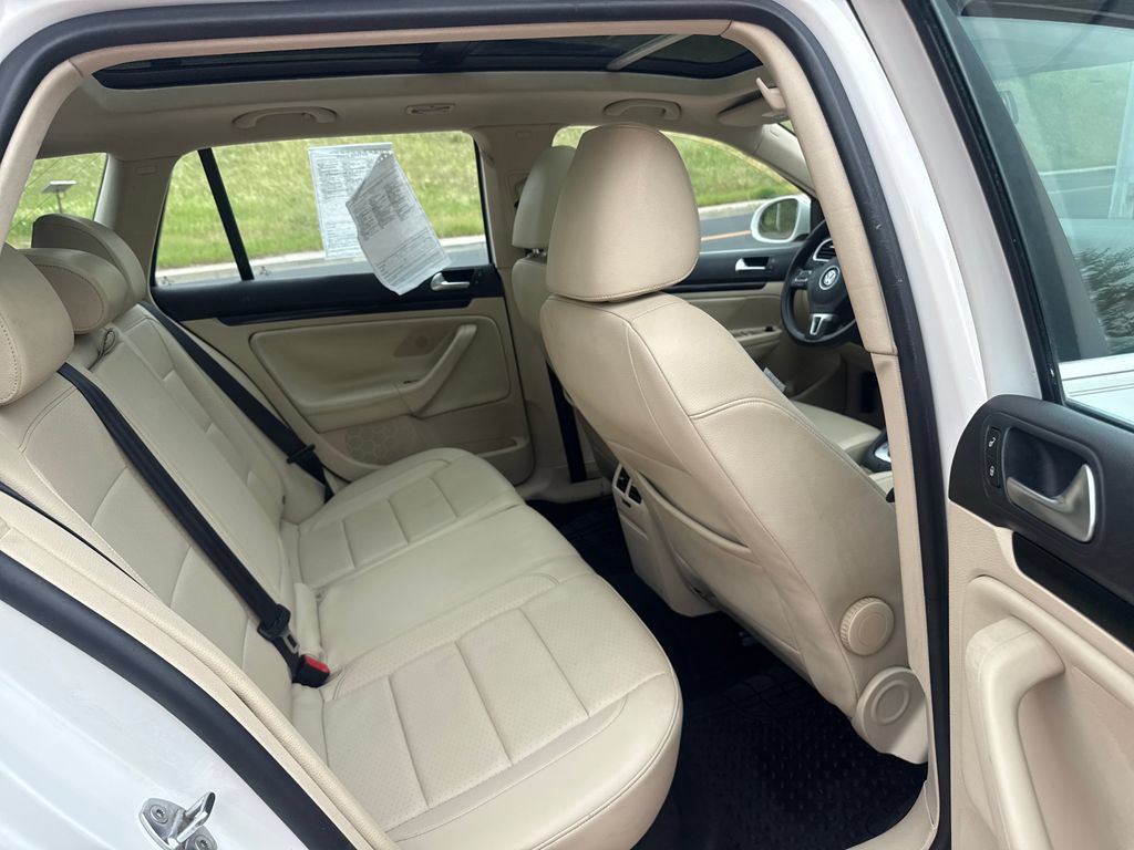 Used 2013 Volkswagen Jetta TDI FWD image 23