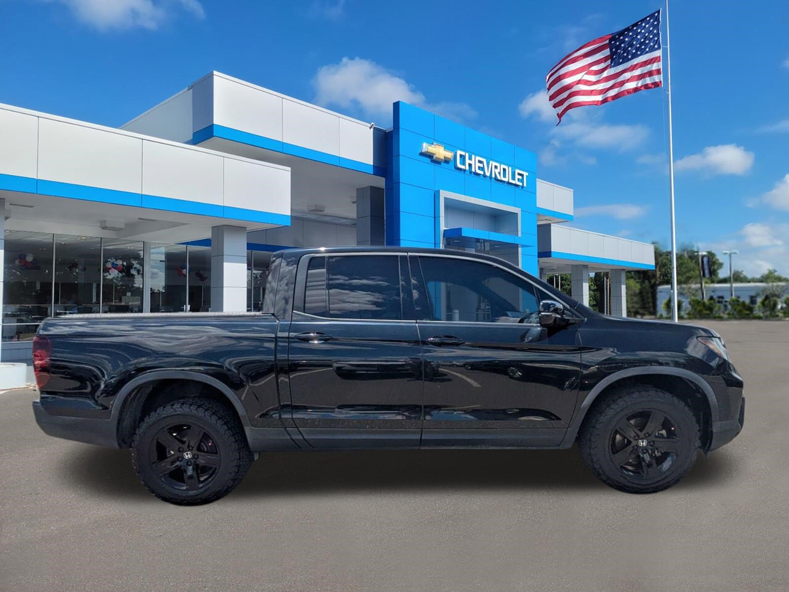 Used 2021 Honda Ridgeline Black Edition image 2