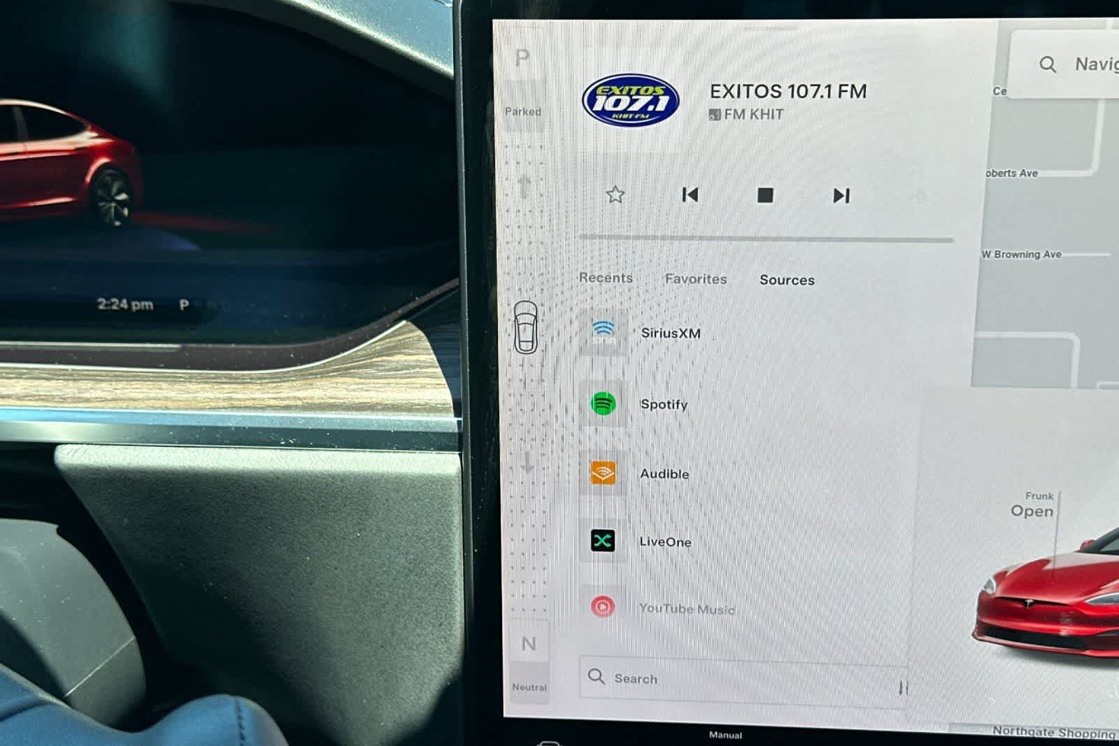 Used 2022 Tesla Model S AWD/4WD image 27
