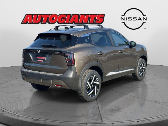 New 2027 Nissan Kicks SV FWD image 2