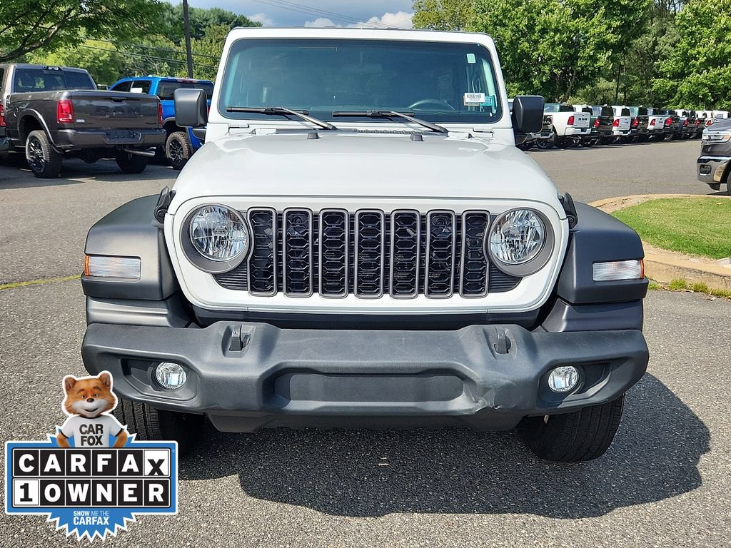 Used 2025 Jeep Wrangler Unlimited Sport AWD/4WD image 2