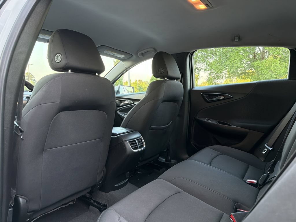 Used 2023 Chevrolet Malibu LT FWD image 10