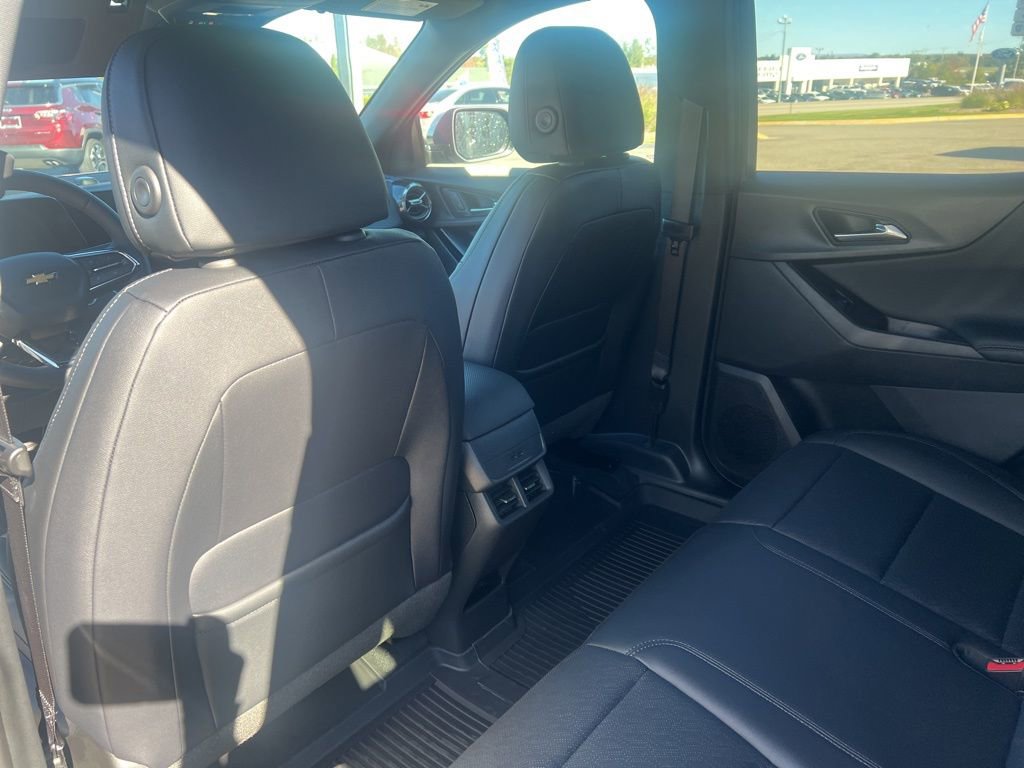 New 2026 Chevrolet Equinox LT w/ Convenience Package II image 11