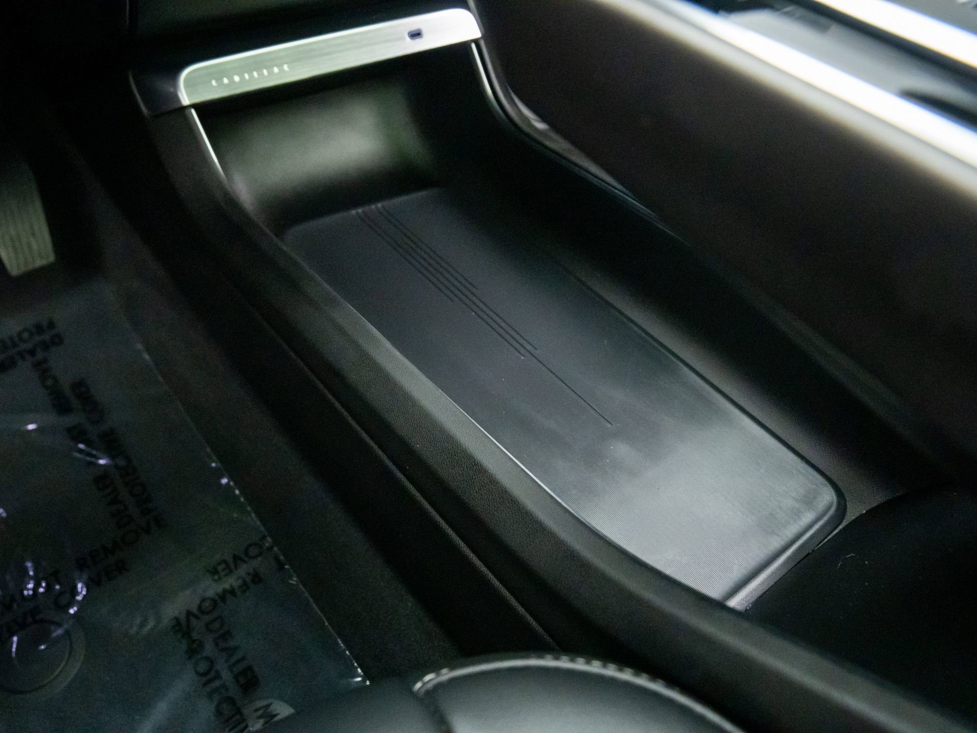 Certified 2024 Cadillac Lyriq Tech w/ Driver Assist Package image 25