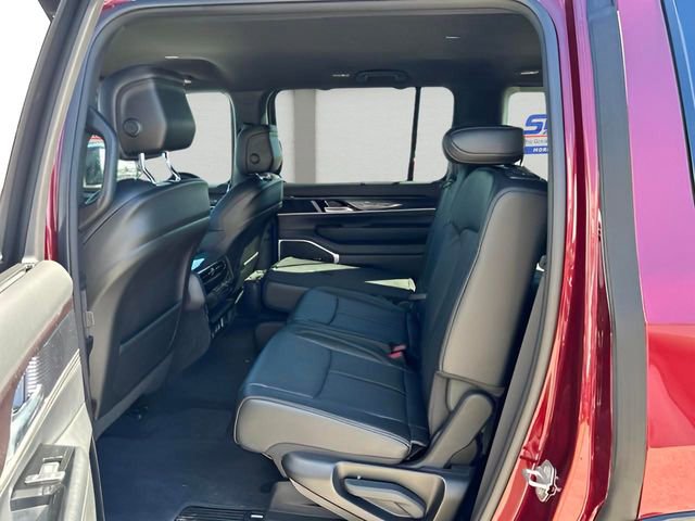 New 2024 Jeep Wagoneer 4WD w/ Convenience Group I image 25