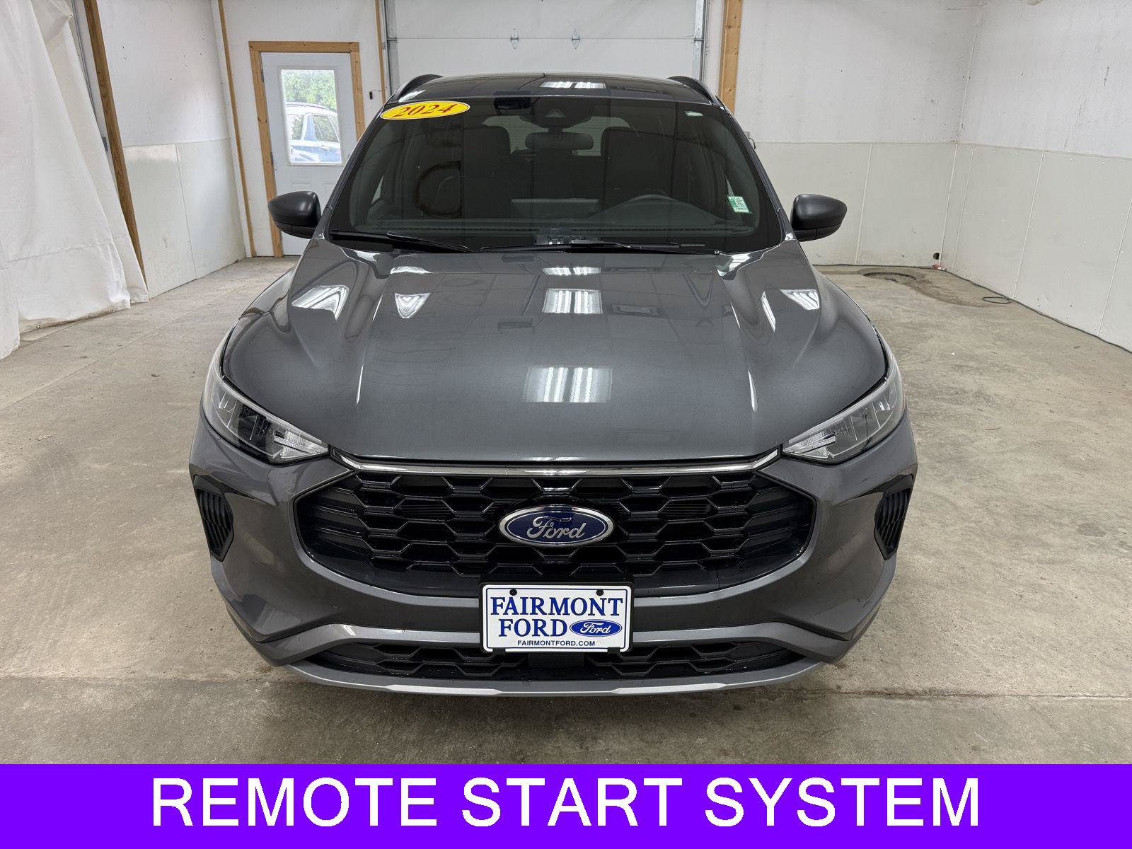 Used 2024 Ford Escape ST-Line w/ Tech Pack #1 AWD/4WD image 3