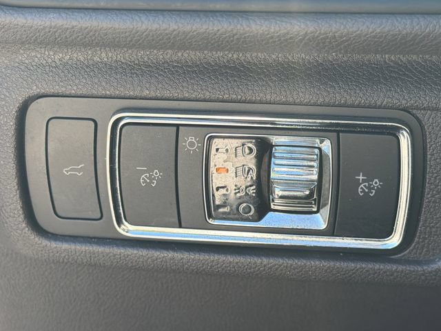 Used 2022 Lincoln Corsair FWD image 30