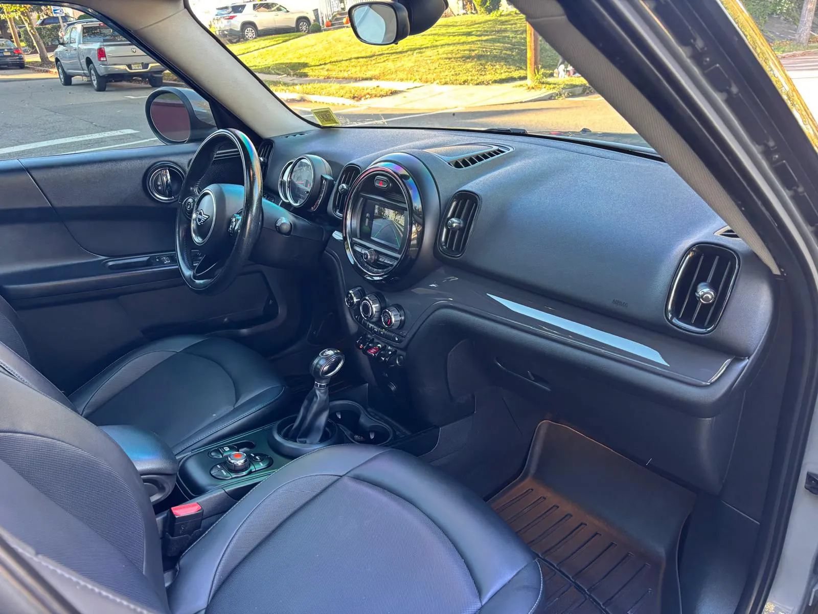 Used 2019 MINI Cooper Countryman FWD image 29