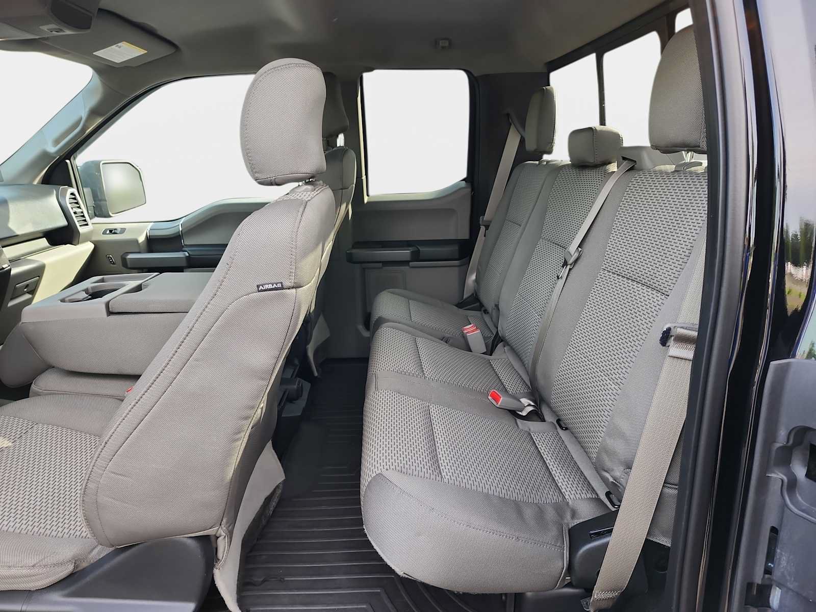 Used 2016 Ford F150 XLT w/ Equipment Group 302A Luxury AWD/4WD image 15