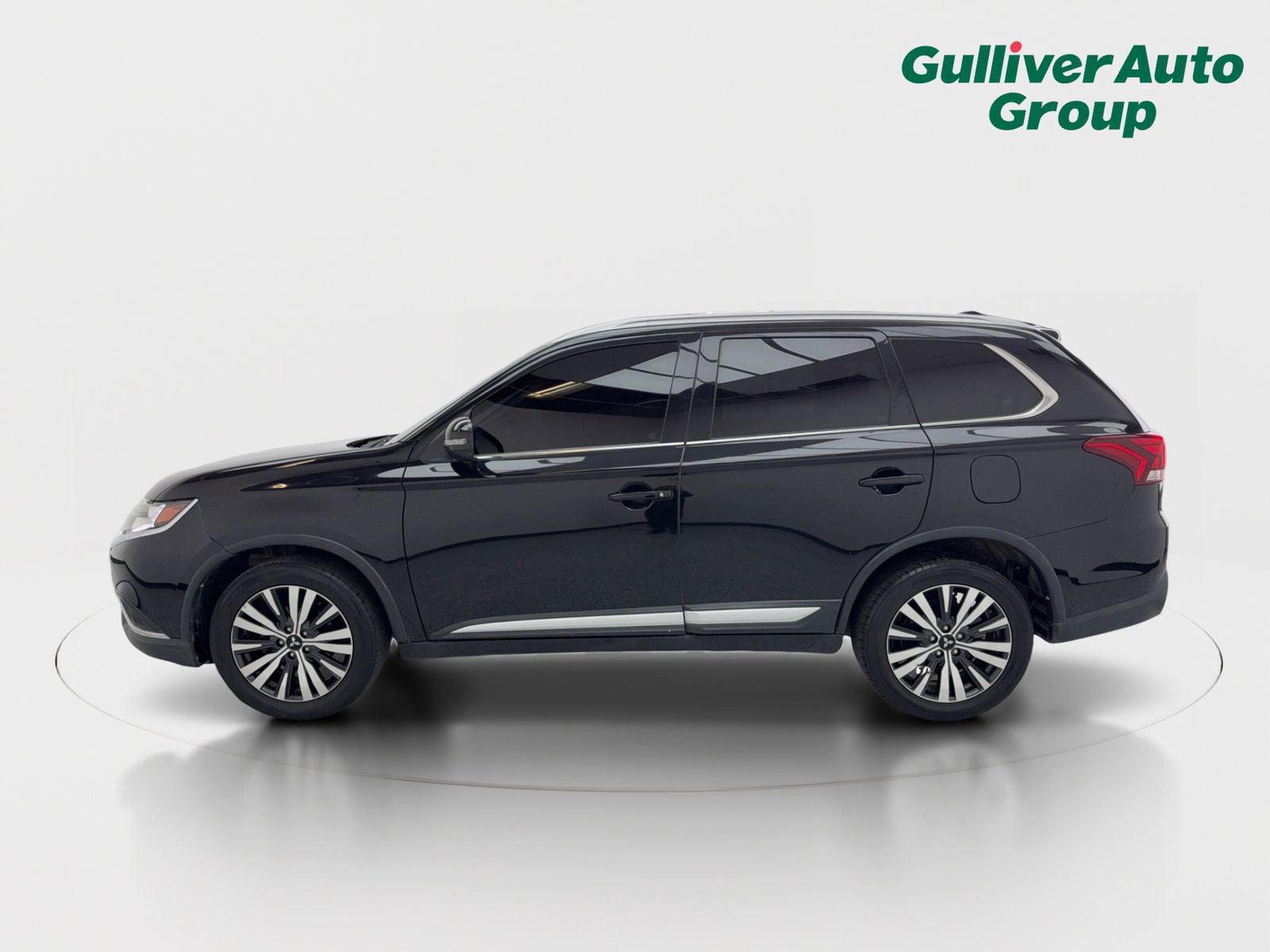 Used 2019 Mitsubishi Outlander SEL image 3