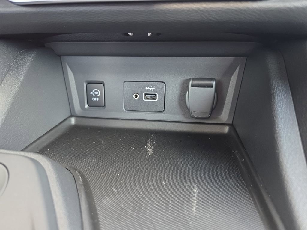 Certified 2025 Nissan Sentra S image 23