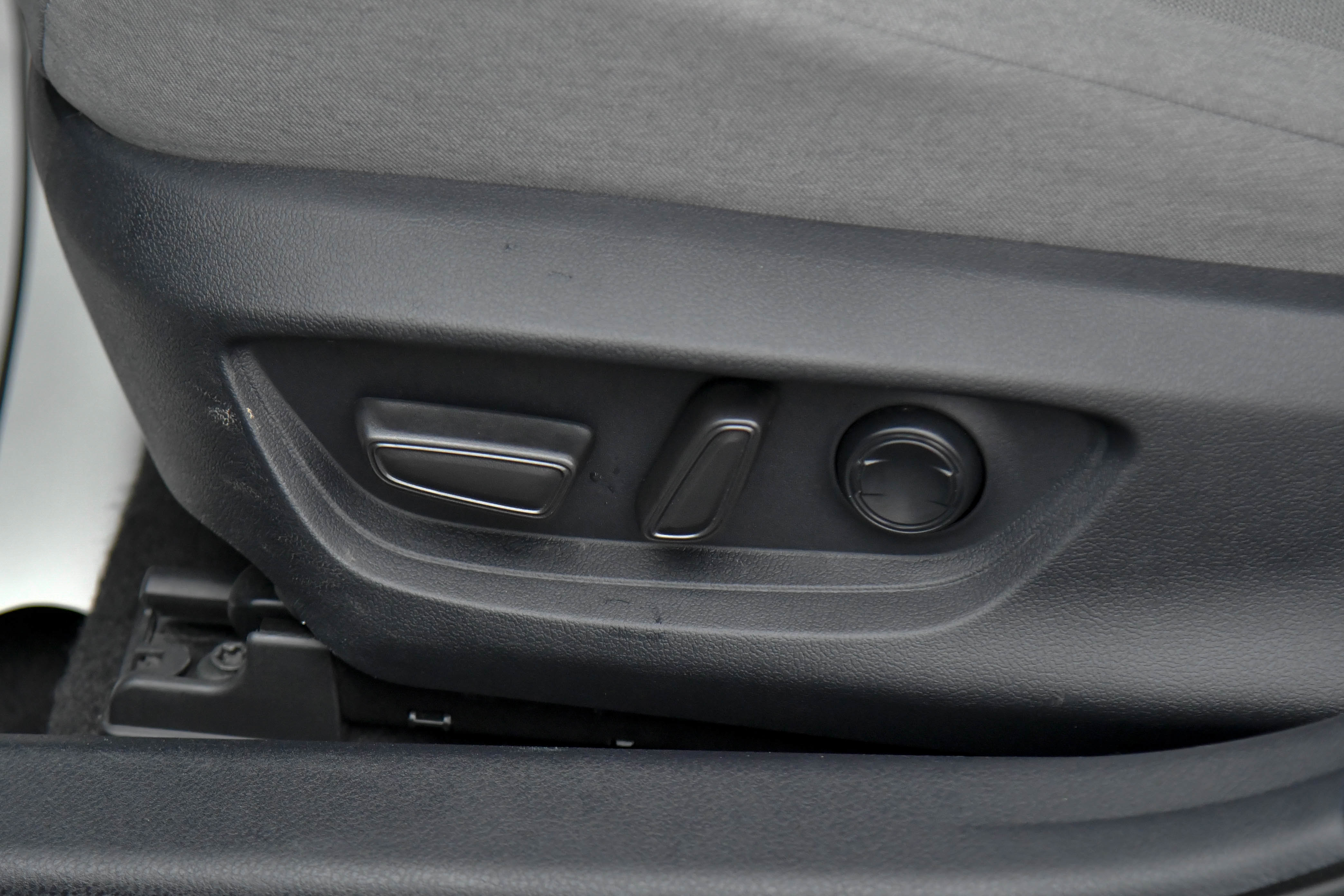 Used 2025 Toyota Camry LE image 17