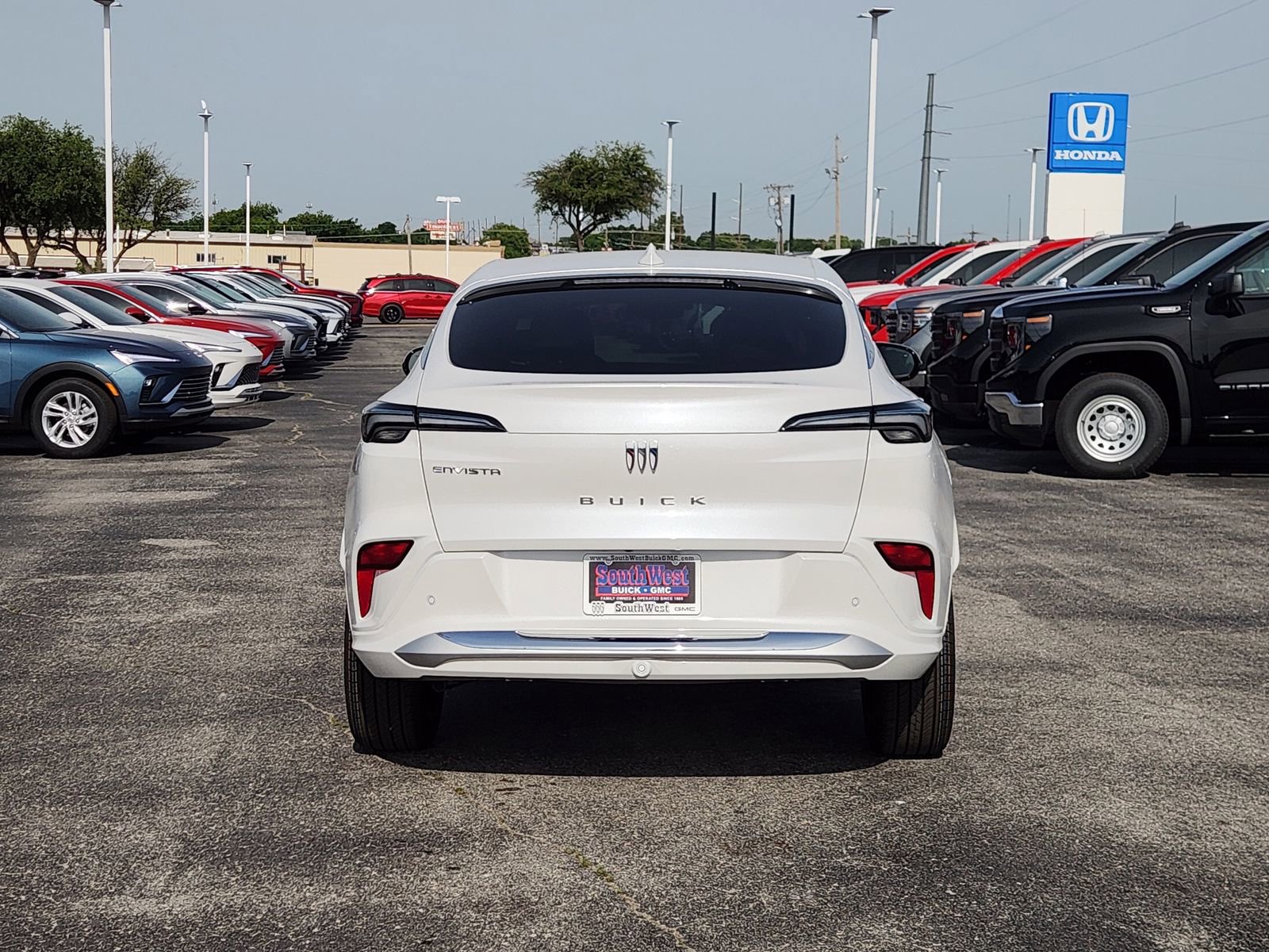 New 2026 Buick Envista Preferred FWD image 8