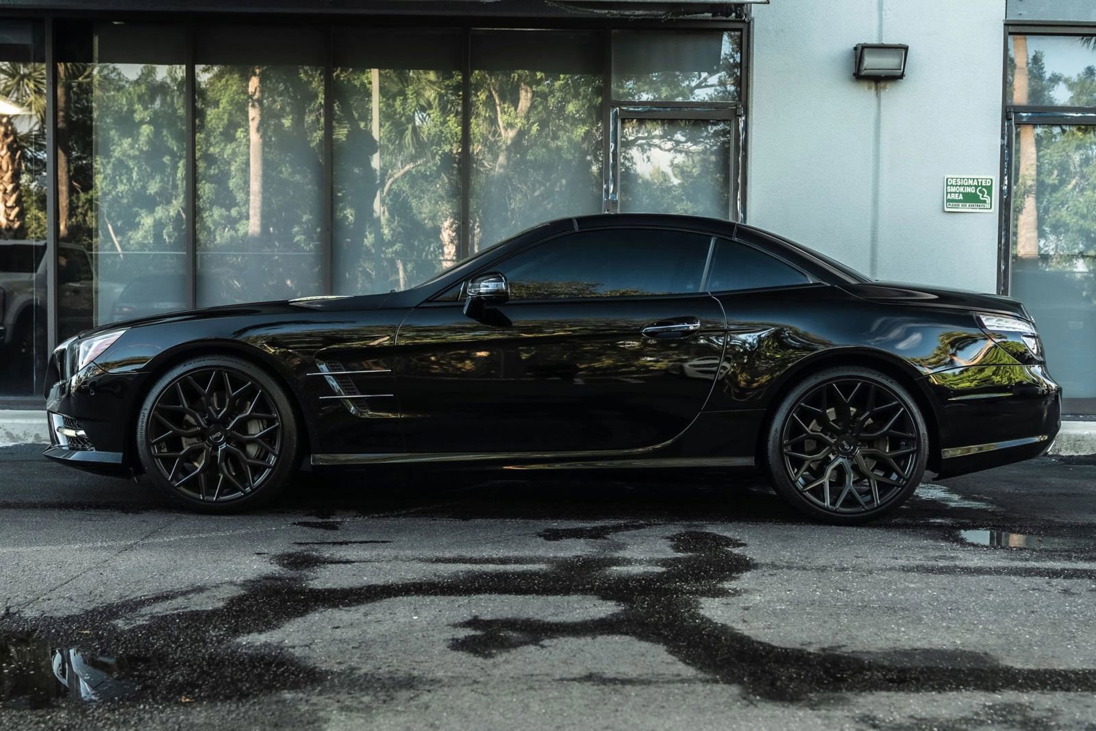 Used 2013 Mercedes-Benz SL 550 w/ Premium Pkg image 5