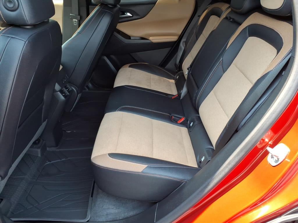 Certified 2025 Chevrolet Equinox ACTIV w/ Convenience Package III AWD/4WD image 12