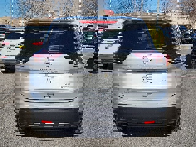 Certified 2024 Nissan Rogue SV image 5