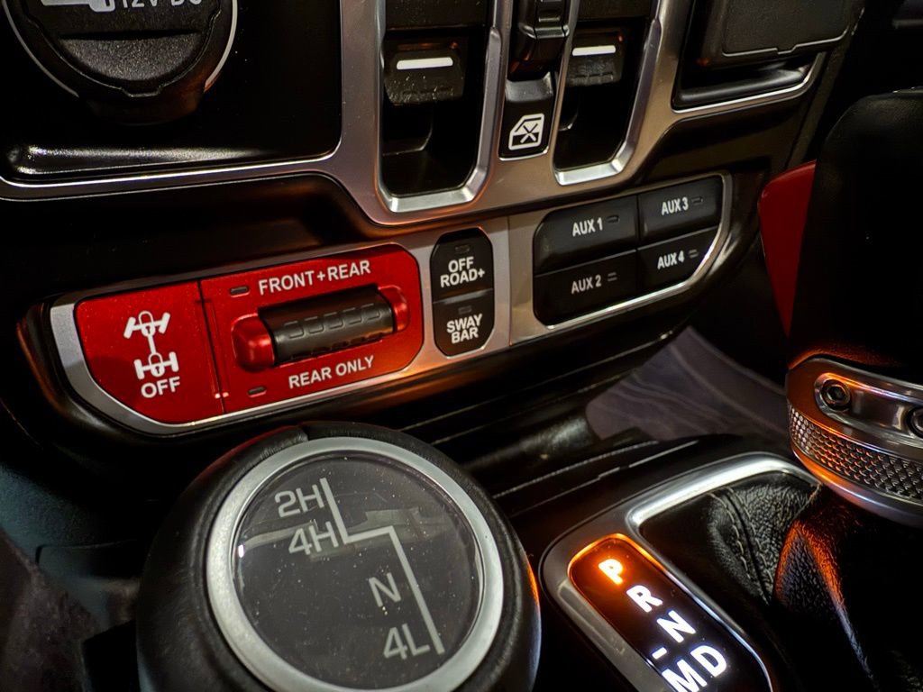 Used 2022 Jeep Wrangler Unlimited Rubicon w/ Dual Top Group image 29