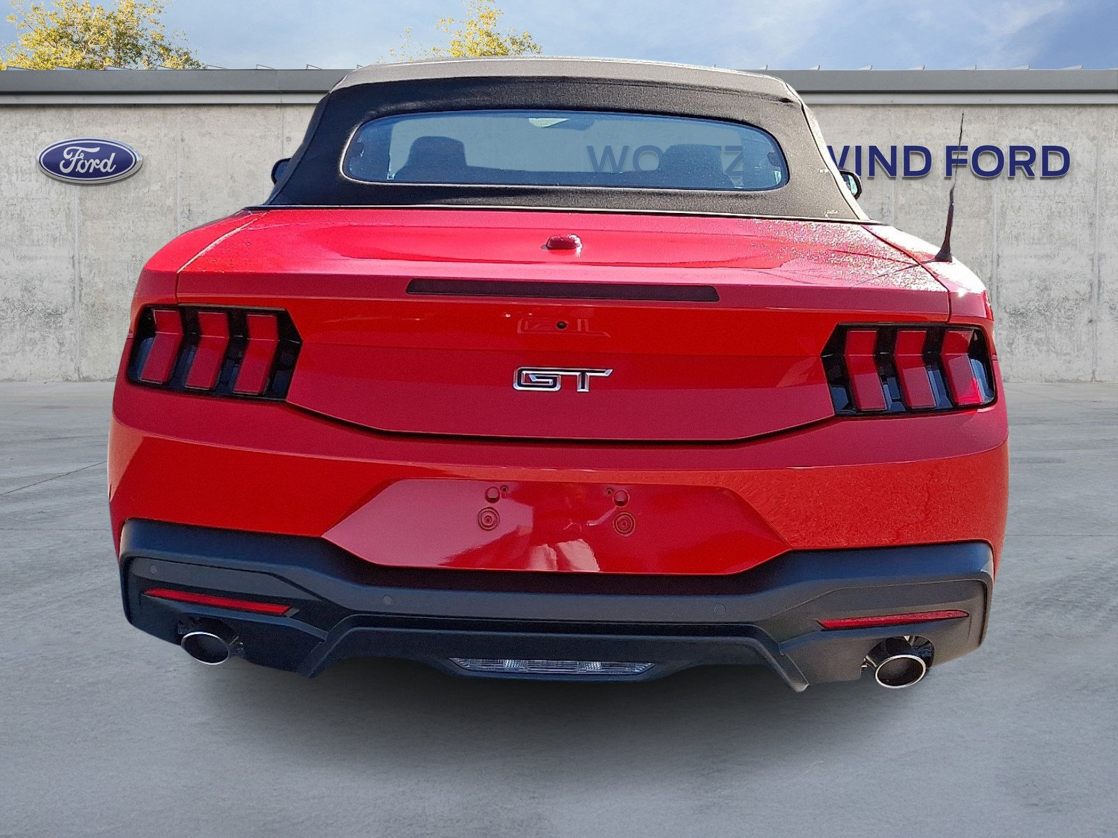 Used 2026 Ford Mustang GT Premium RWD image 5