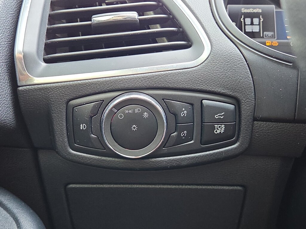 Used 2024 Ford Edge Titanium AWD/4WD image 26