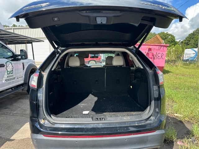 Used 2016 Ford Edge Titanium FWD image 9