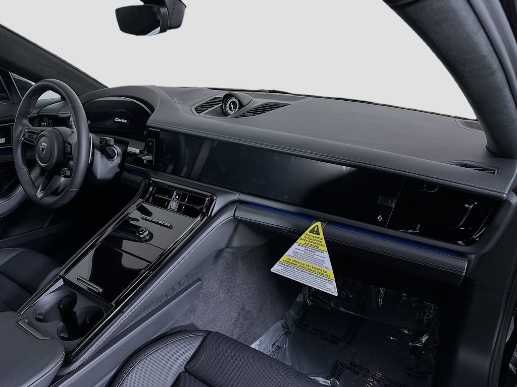 New 2026 Porsche Panamera Turbo image 32