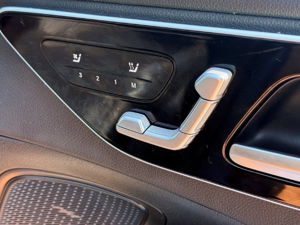 Used 2024 Mercedes-Benz C 300 Sedan image 19