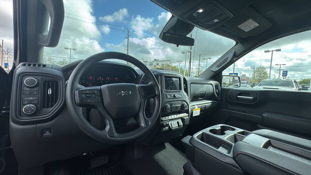 Used 2026 Chevrolet Silverado 1500 Custom Trail Boss AWD/4WD image 13