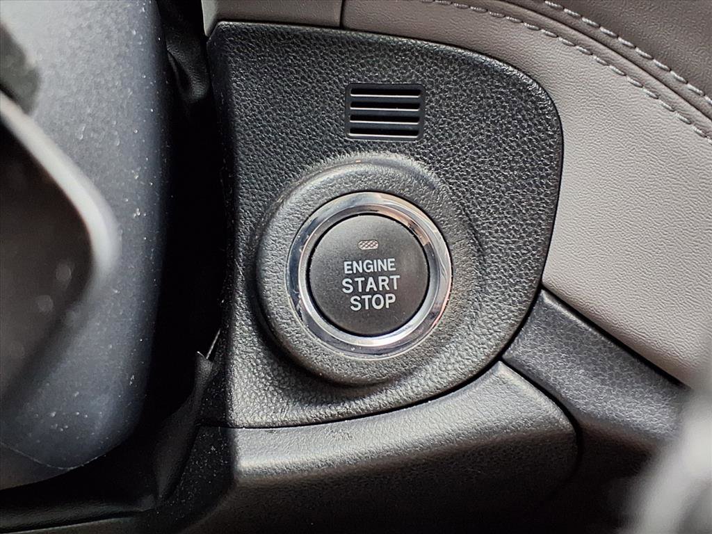 Used 2020 Subaru Outback Limited image 11