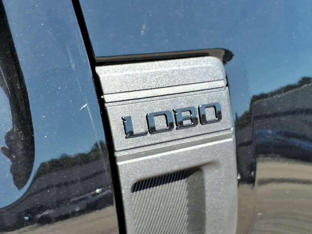 New 2026 Ford Maverick Lobo AWD/4WD image 10