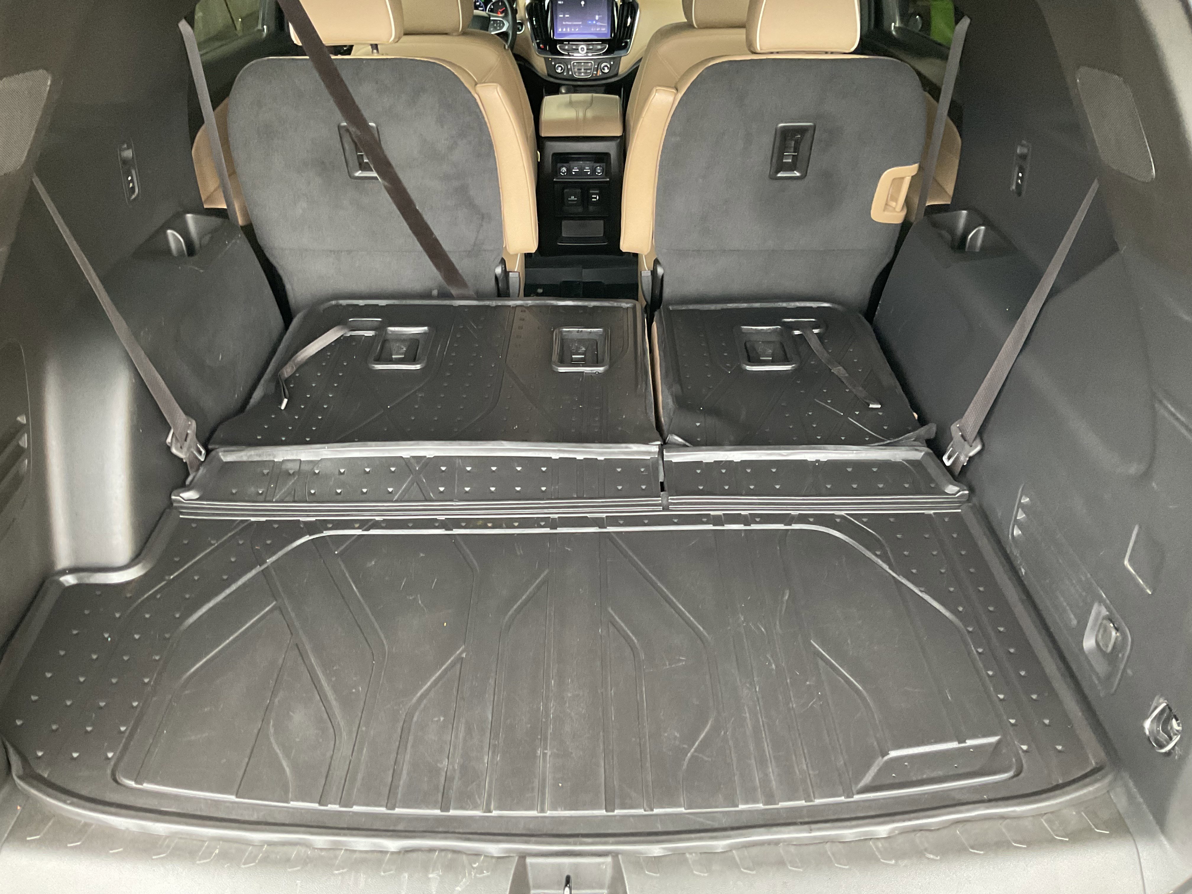 Used 2023 Chevrolet Traverse Premier image 50