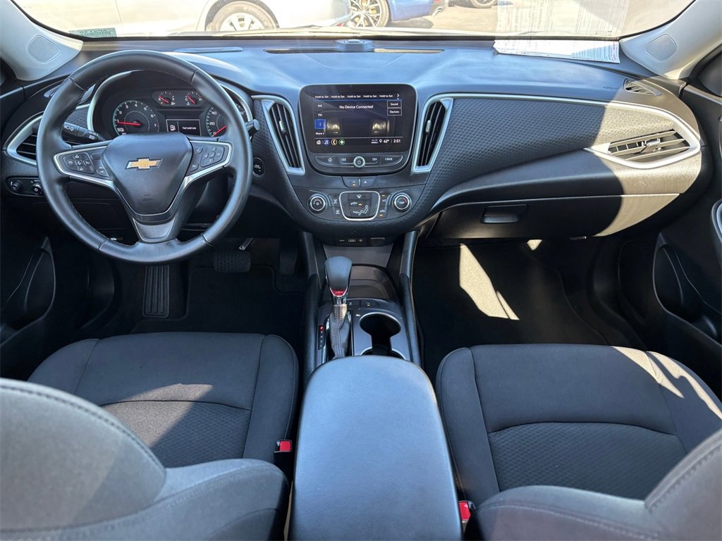 Certified 2025 Chevrolet Malibu RS image 27