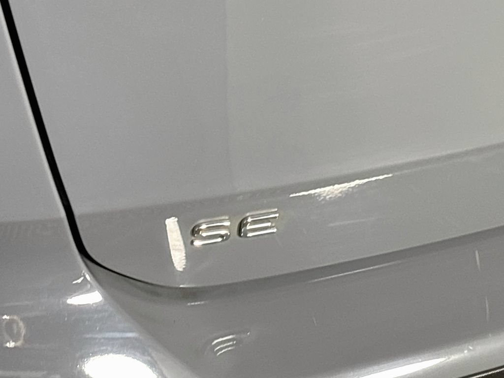 Certified 2022 Volkswagen Taos SE AWD/4WD image 24