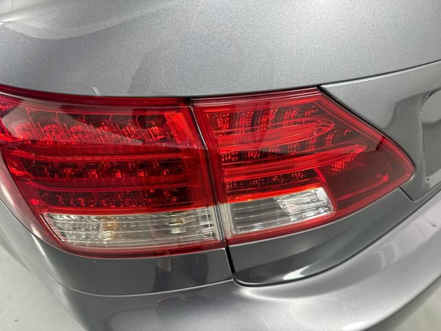 Used 2012 Lexus IS 250C w/ Luxury Pkg RWD image 31