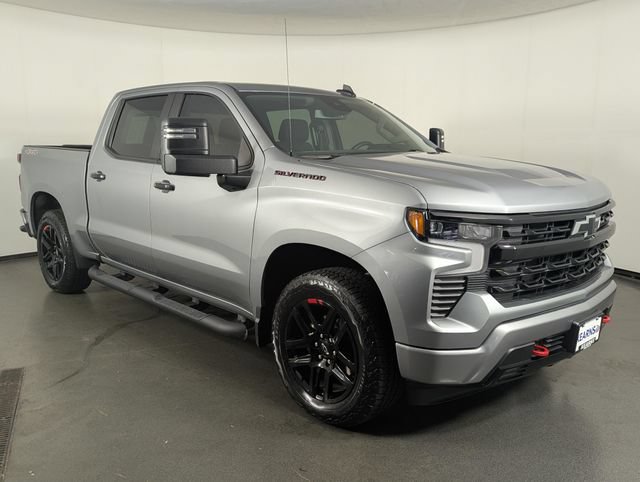 Used 2024 Chevrolet Silverado 1500 RST w/ Redline Edition AWD/4WD image 2