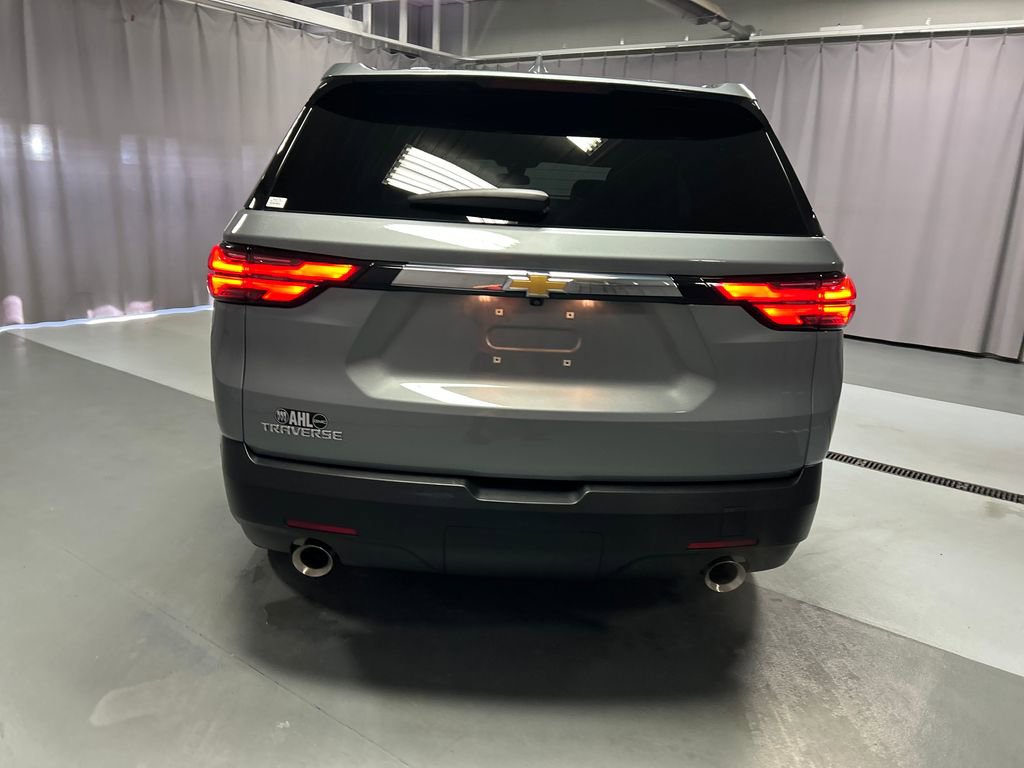 Used 2023 Chevrolet Traverse LS w/ Safety Package FWD image 6