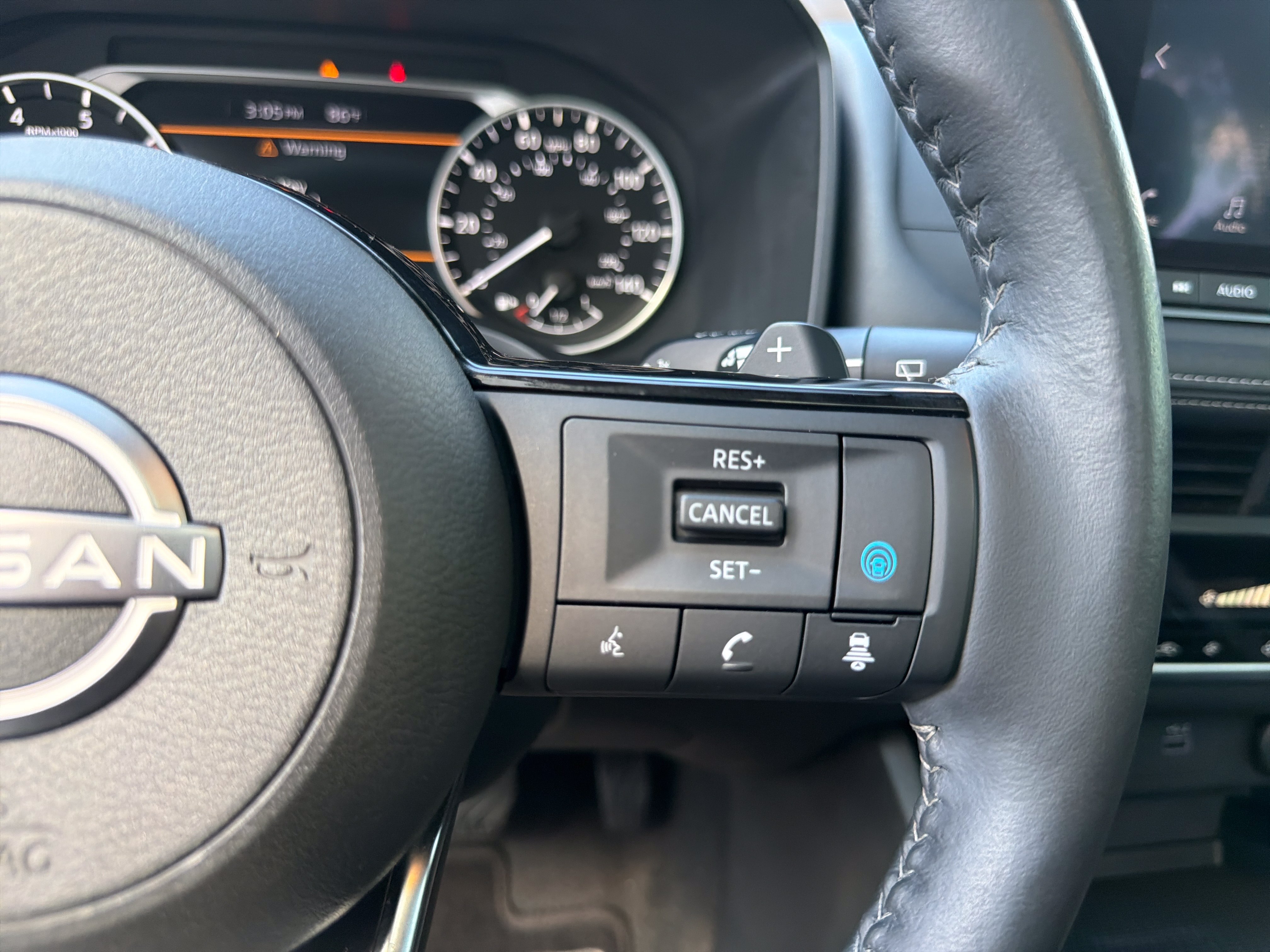 Used 2023 Nissan Rogue SV w/ SV Premium B Package FWD image 24