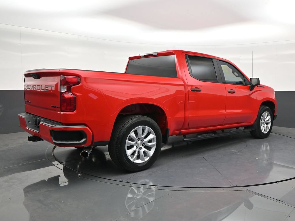 Used 2022 Chevrolet Silverado 1500 Custom w/ LPO, Dark Essentials Package RWD image 5