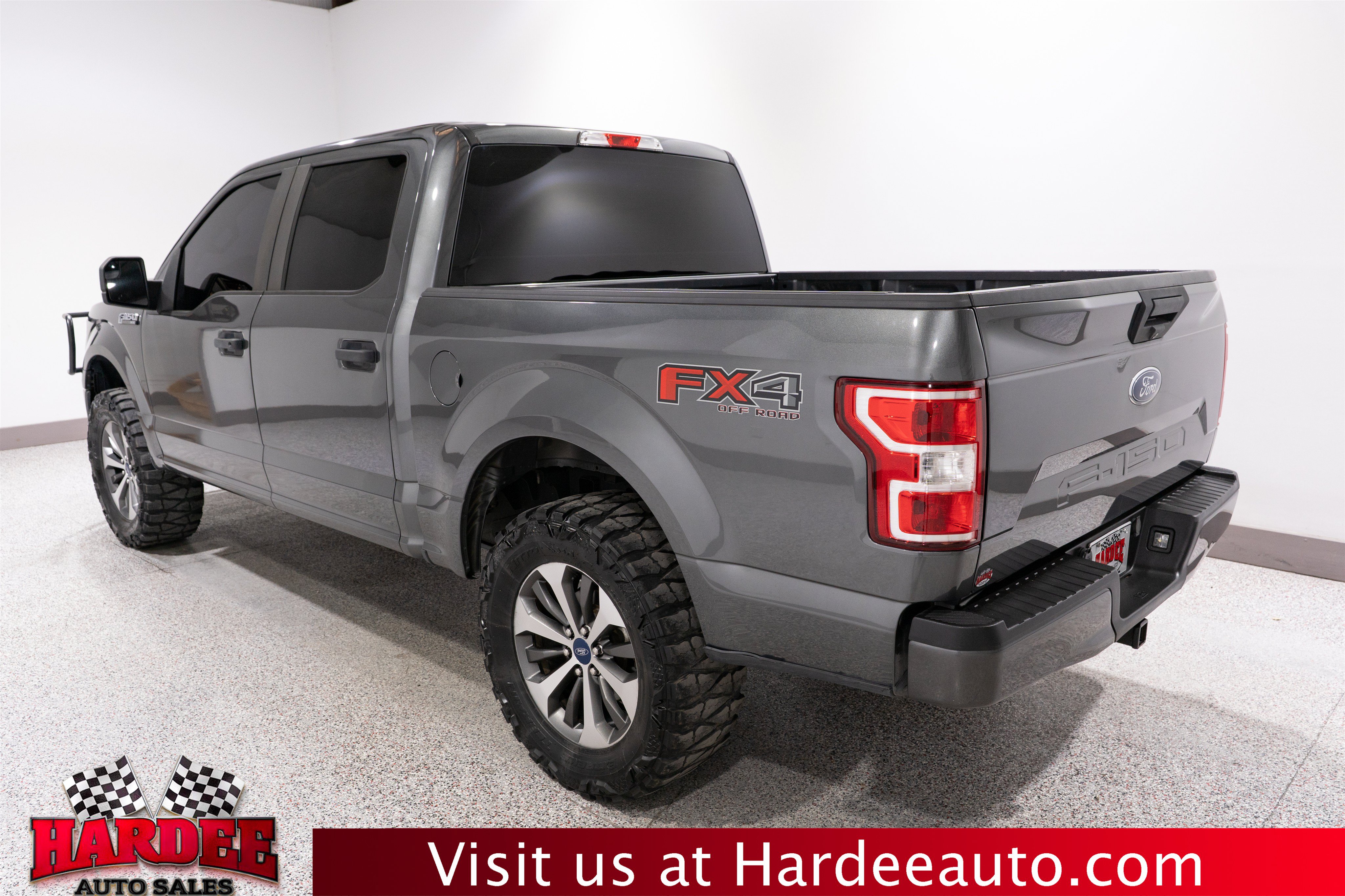 Used 2019 Ford F150 XL w/ Equipment Group 101A Mid AWD/4WD image 3
