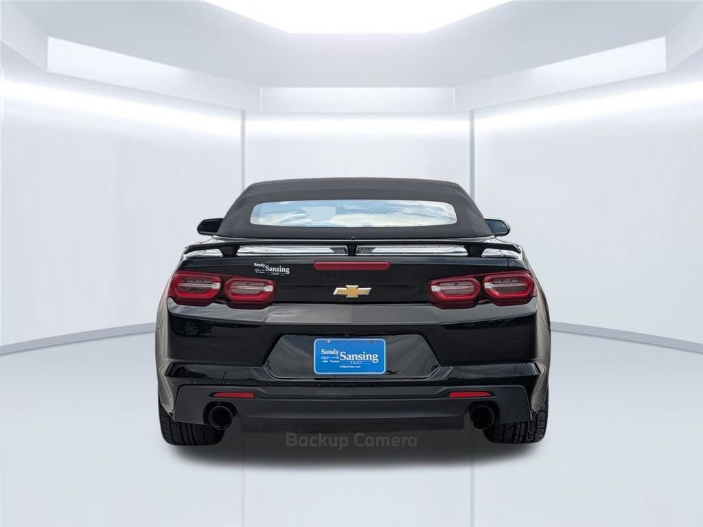 Used 2023 Chevrolet Camaro LT RWD image 5