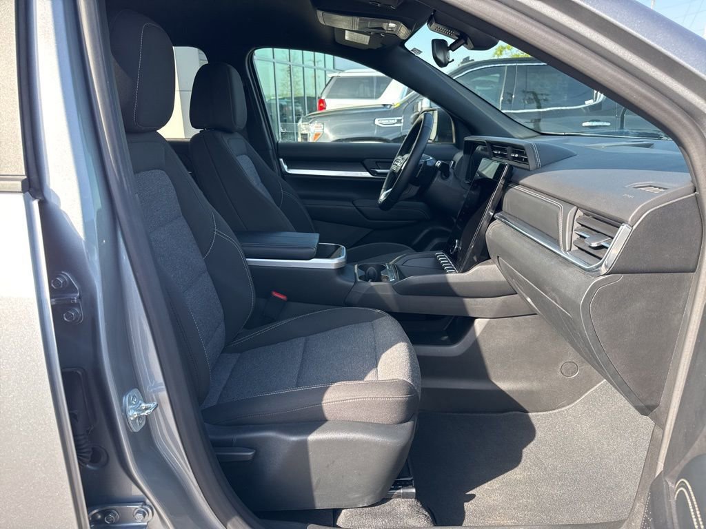 Used 2025 GMC Terrain Elevation AWD/4WD image 19