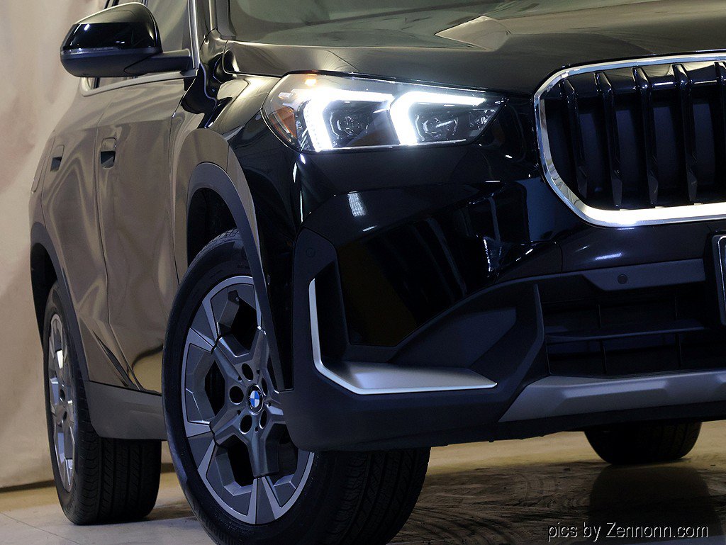 Certified 2023 BMW X1 xDrive28i w/ Convenience Package AWD/4WD image 4