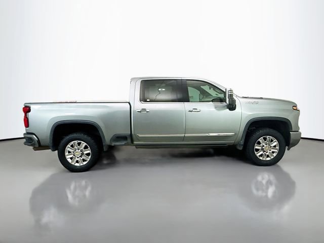 Used 2024 Chevrolet Silverado 2500 High Country image 10