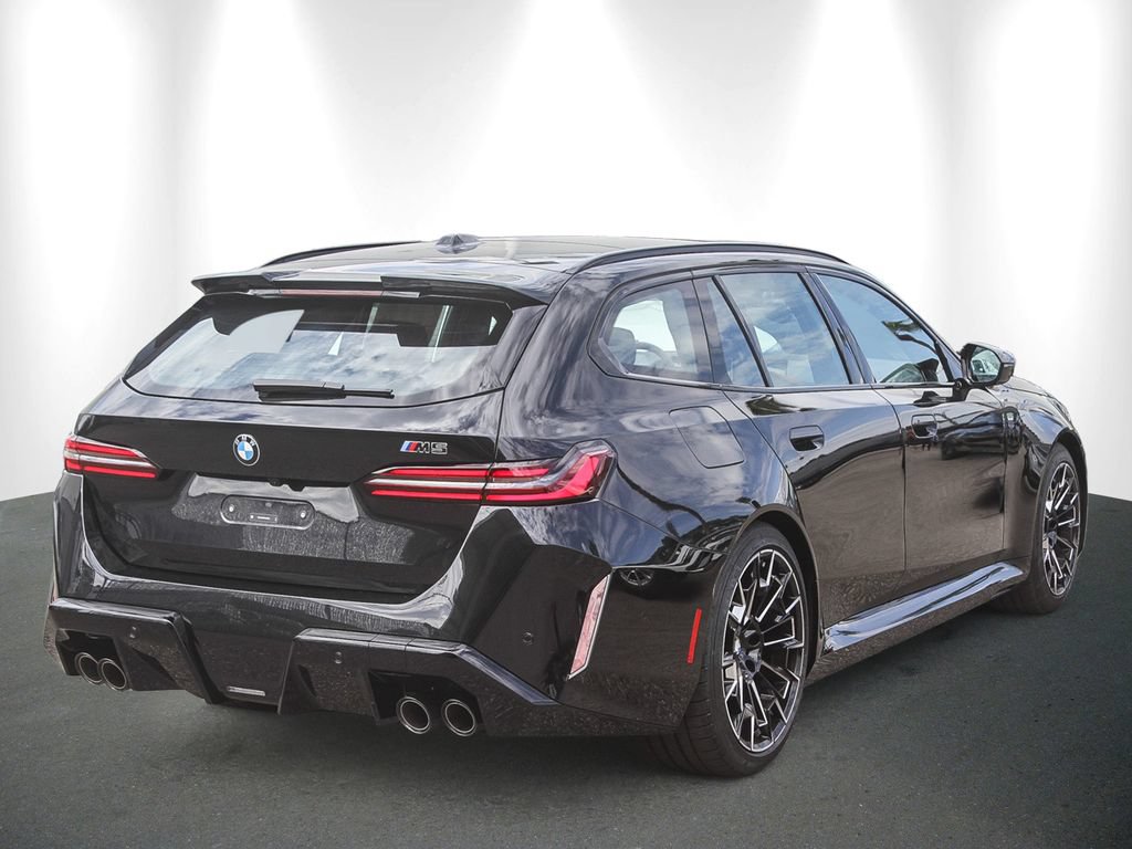 New 2026 BMW M5 Touring AWD/4WD image 6