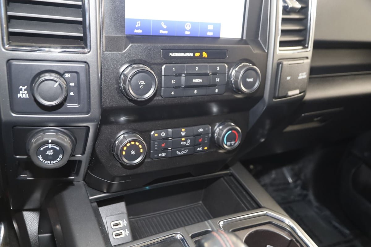 Used 2019 Ford F150 XLT w/ Equipment Group 302A Luxury AWD/4WD image 29